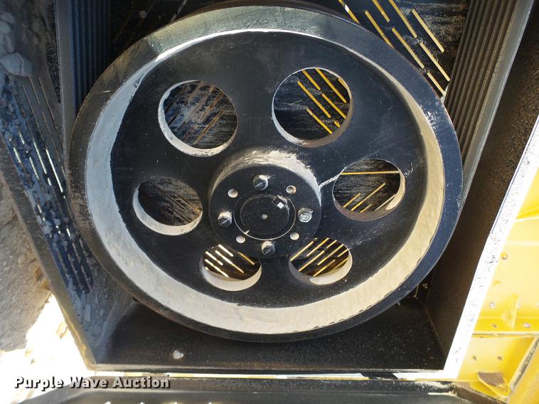 image for item EN9645 Irock TC-20 crusher