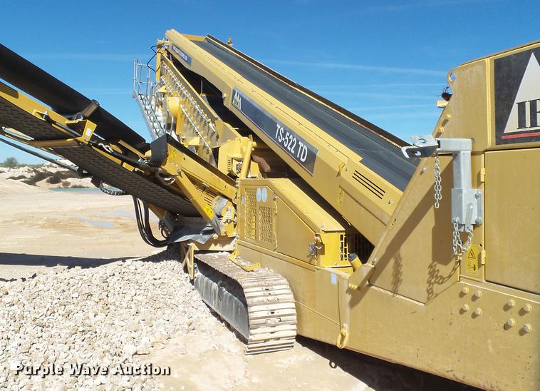 image for item EN9646 2014 Irock TS-522TD triple deck screen