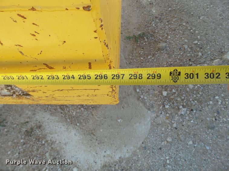 image for item EN9652 Carter conveyor