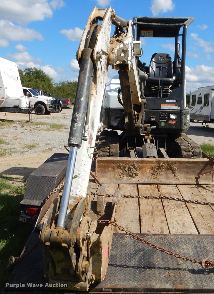 image for item EO9662 2015 Bobcat E32 mini excavator