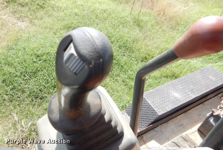 image for item EO9662 2015 Bobcat E32 mini excavator