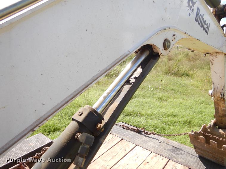 image for item EO9662 2015 Bobcat E32 mini excavator