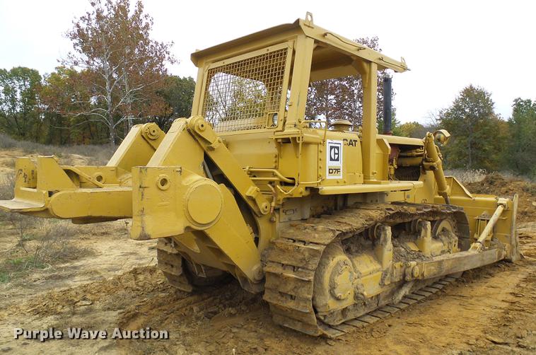 image for item EP9788 Caterpillar D7F military dozer