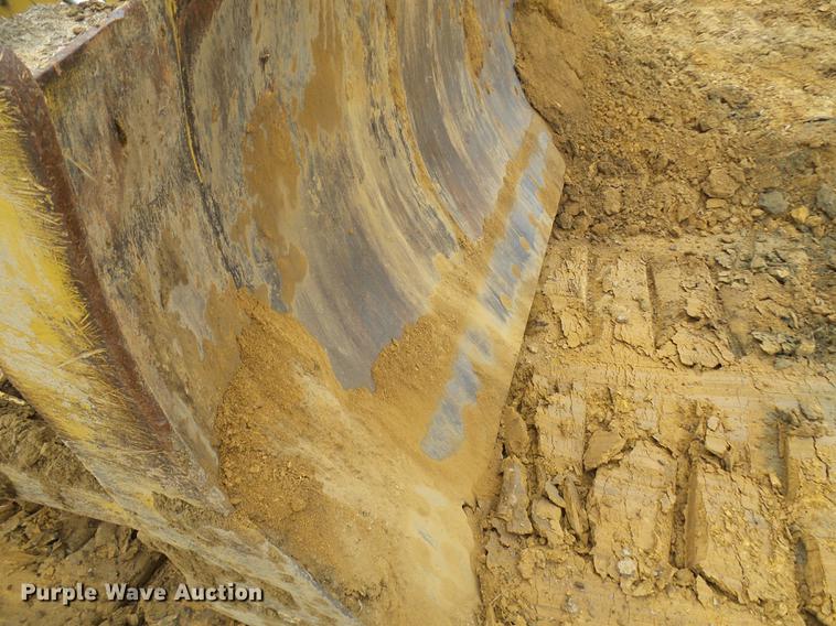 image for item EP9788 Caterpillar D7F military dozer