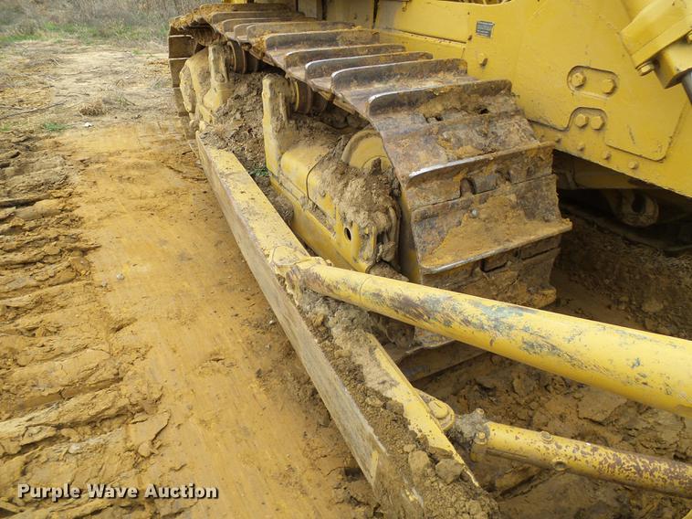 image for item EP9788 Caterpillar D7F military dozer