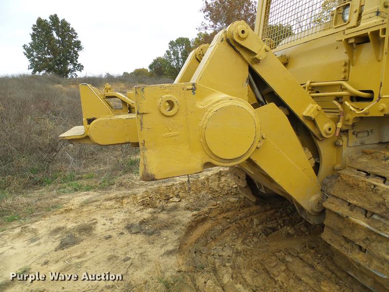 image for item EP9788 Caterpillar D7F military dozer