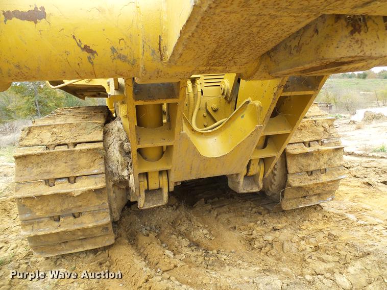 image for item EP9788 Caterpillar D7F military dozer