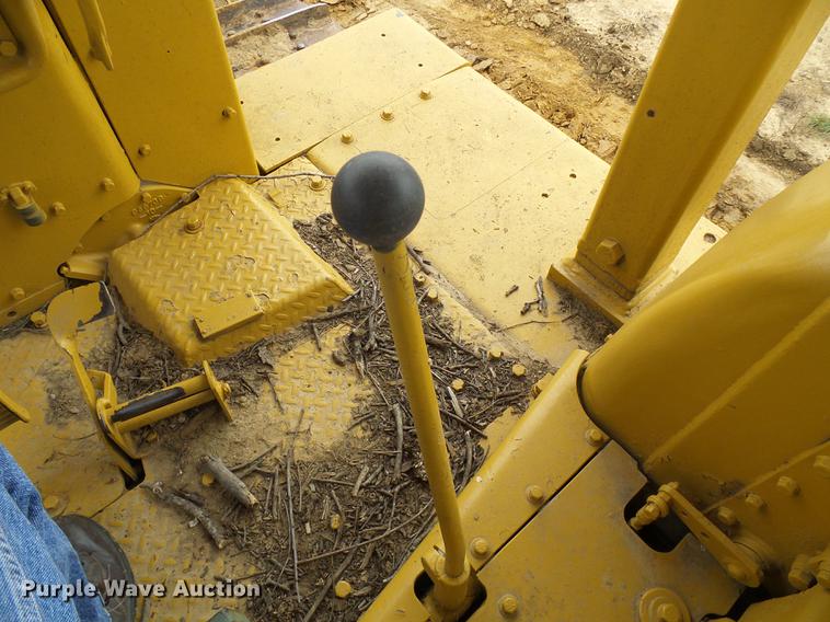 image for item EP9788 Caterpillar D7F military dozer