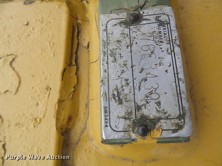 image for item EP9788 Caterpillar D7F military dozer