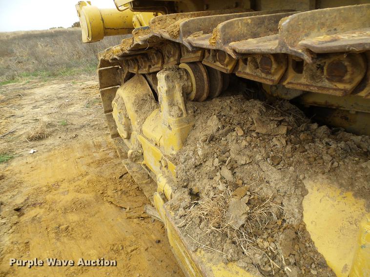 image for item EP9788 Caterpillar D7F military dozer