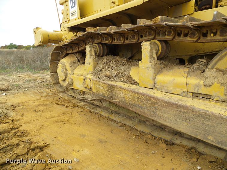 image for item EP9788 Caterpillar D7F military dozer