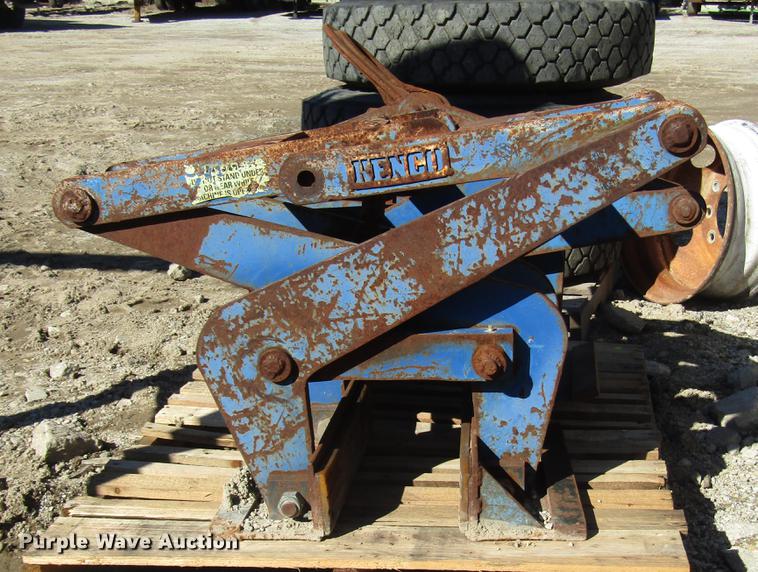 image for item EU9151 (2) Kenco barrier clamps