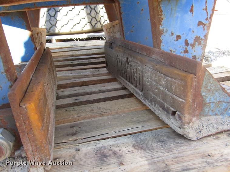 image for item EU9151 (2) Kenco barrier clamps