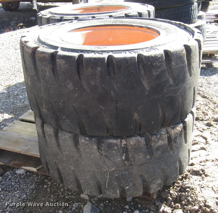 image for item EU9153 (4) Case skid steer tires and wheels