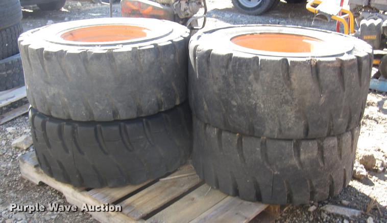 image for item EU9153 (4) Case skid steer tires and wheels
