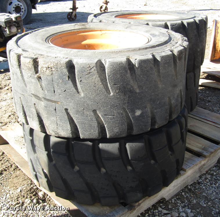 image for item EU9153 (4) Case skid steer tires and wheels