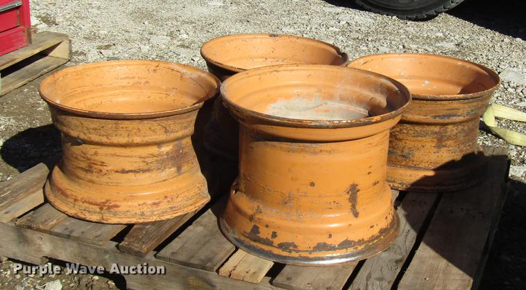 image for item EU9153 (4) Case skid steer tires and wheels