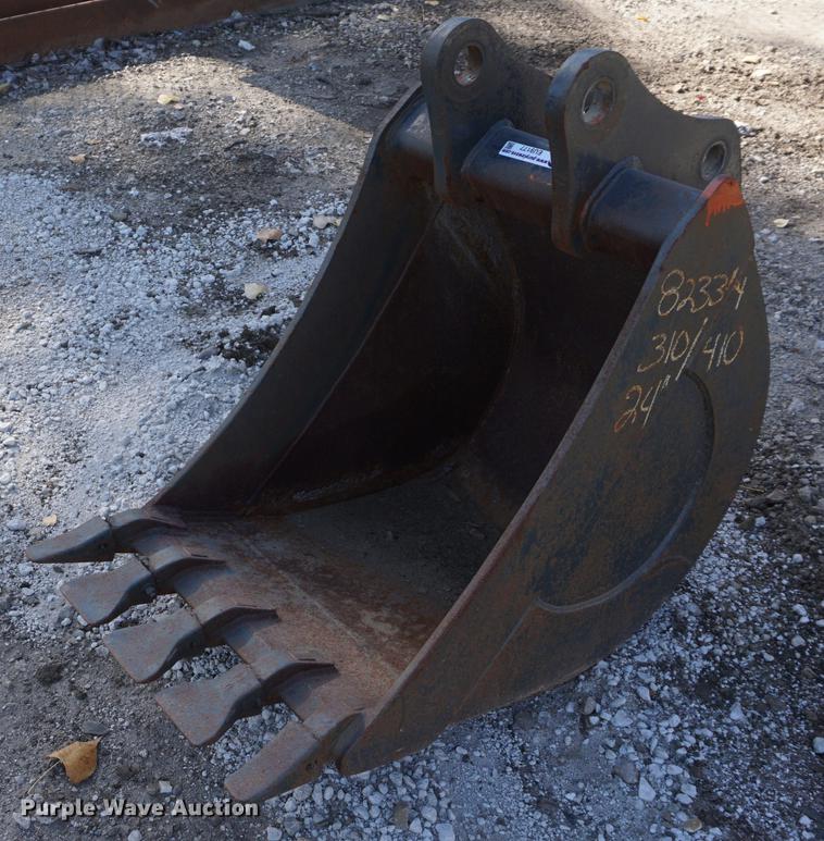 image for item EU9177 24"W backhoe bucket