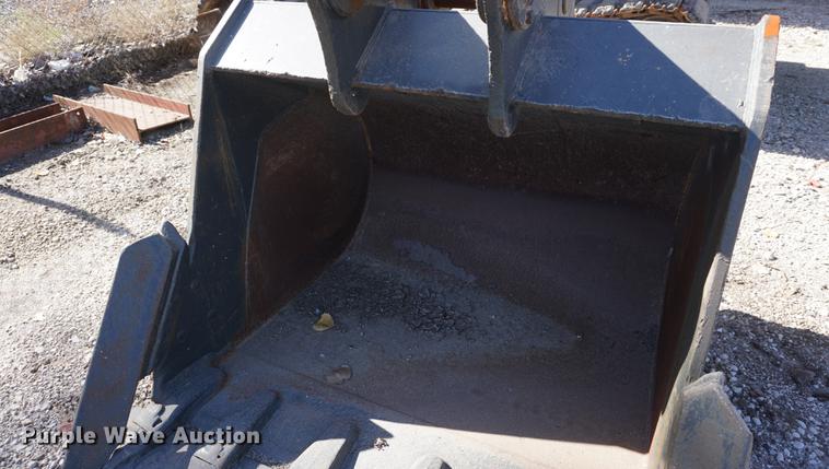 image for item EU9180 CP 54"W excavator bucket