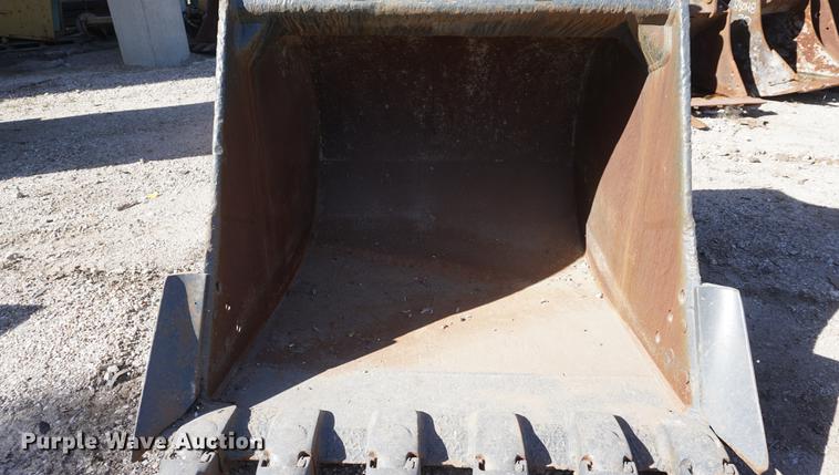 image for item EU9181 CF 60"W excavator bucket