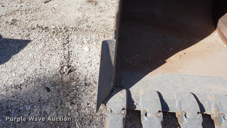 image for item EU9181 CF 60"W excavator bucket