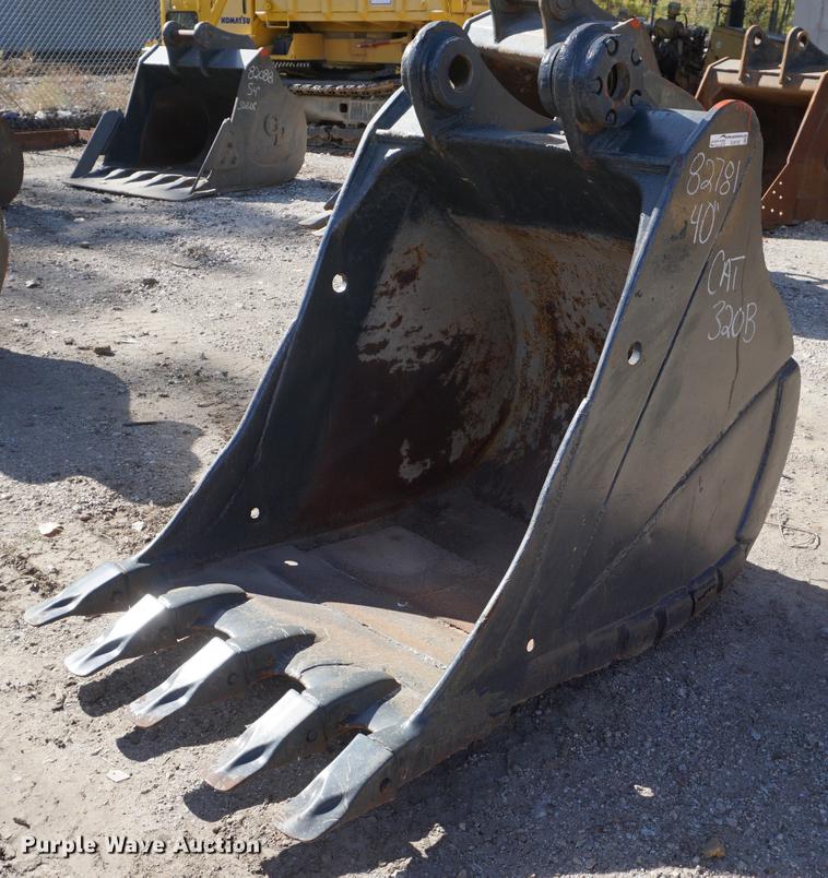 image for item EU9182 40"W excavator bucket