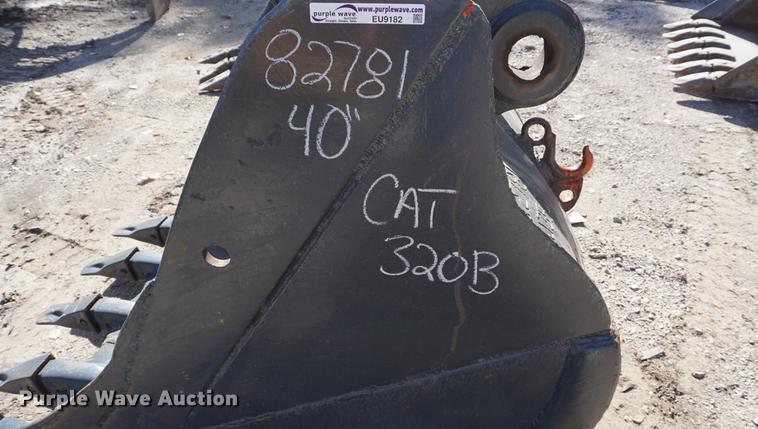 image for item EU9182 40"W excavator bucket