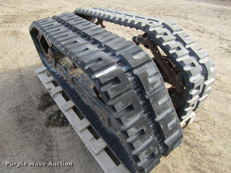 image for item EU9519 Versatile VTS skid steer track system