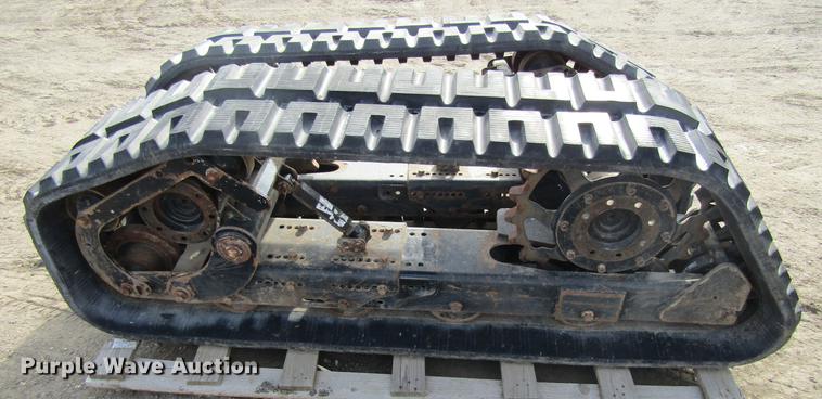 image for item EU9519 Versatile VTS skid steer track system