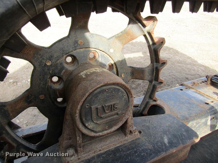 image for item EU9519 Versatile VTS skid steer track system