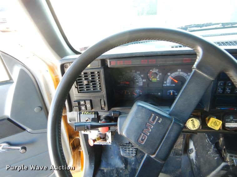 image for item EW9506 1990 GMC C6000 dump truck