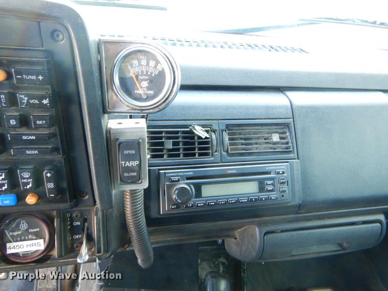 image for item EW9506 1990 GMC C6000 dump truck