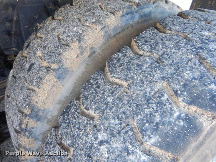 image for item EW9506 1990 GMC C6000 dump truck