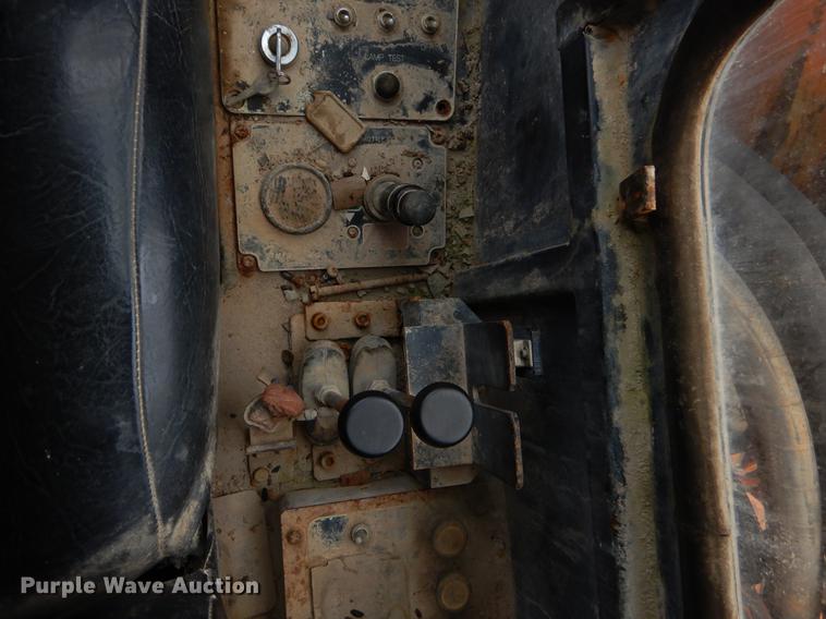 image for item EW9528 1986 Furukawa HCR300 rock drill