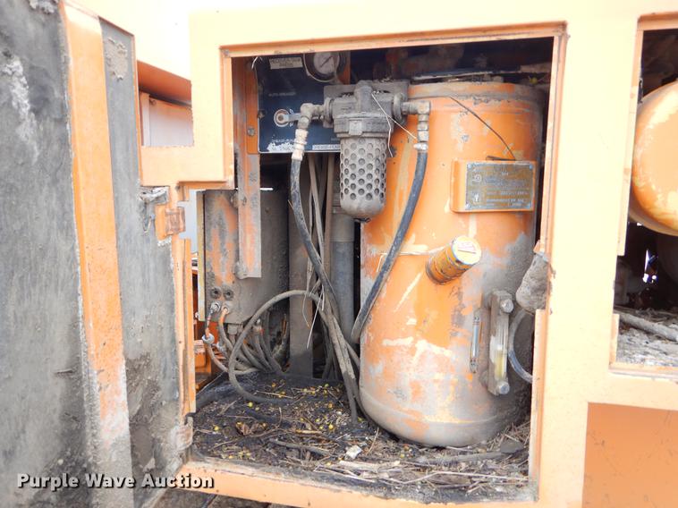 image for item EW9528 1986 Furukawa HCR300 rock drill