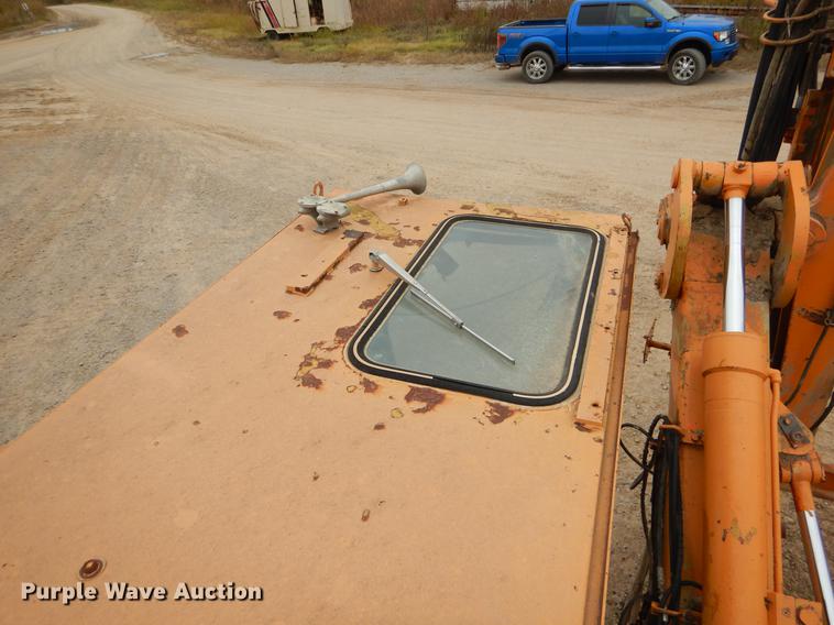 image for item EW9528 1986 Furukawa HCR300 rock drill