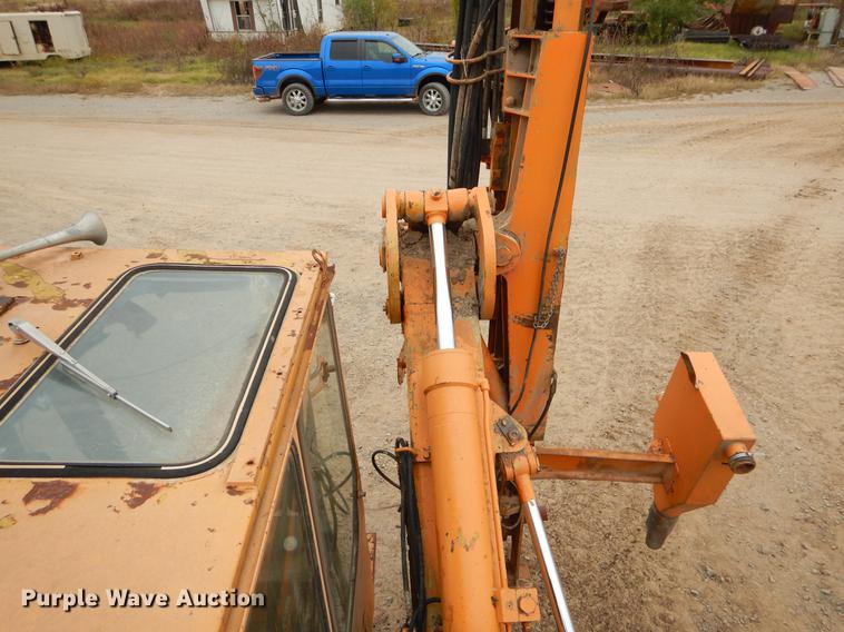 image for item EW9528 1986 Furukawa HCR300 rock drill