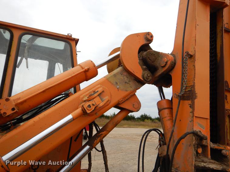 image for item EW9528 1986 Furukawa HCR300 rock drill