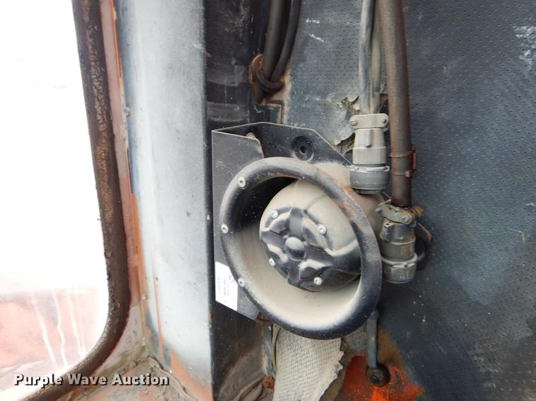 image for item EW9529 Tamrock DHA-600 rock drill