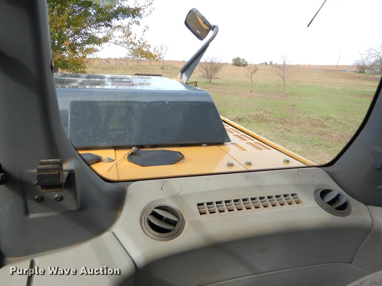 image for item EW9586 2013 John Deere 180G LC excavator