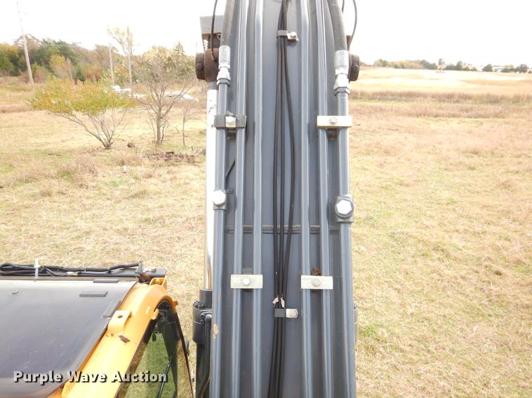 image for item EW9586 2013 John Deere 180G LC excavator