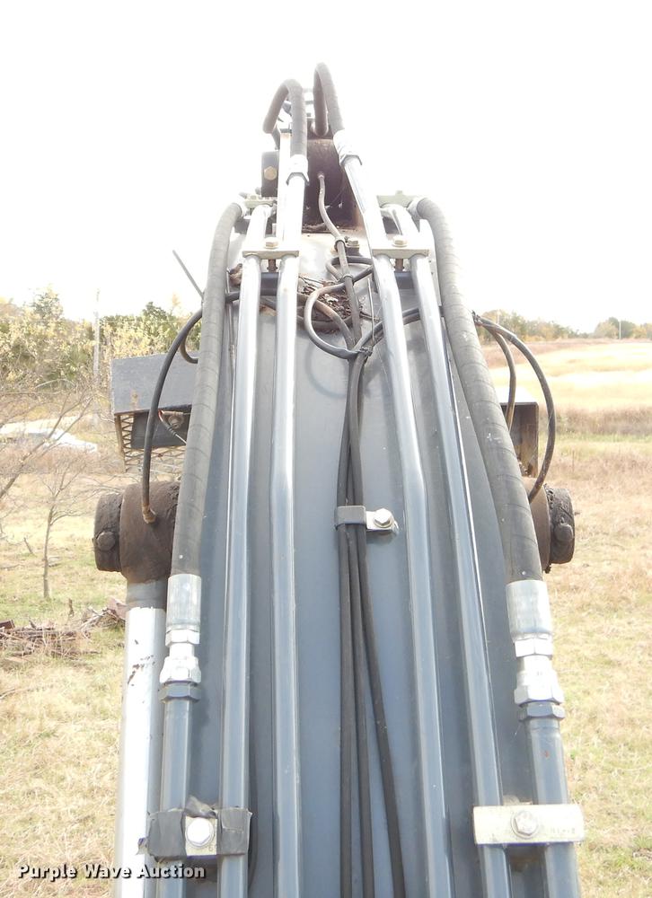 image for item EW9586 2013 John Deere 180G LC excavator