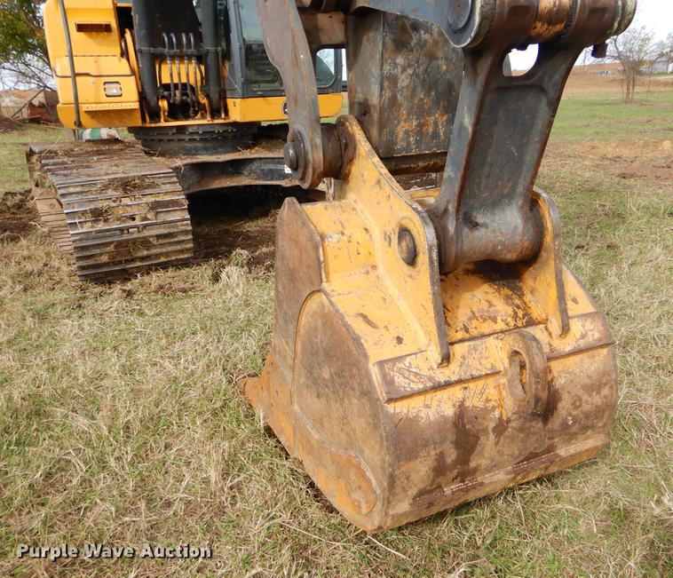 image for item EW9586 2013 John Deere 180G LC excavator