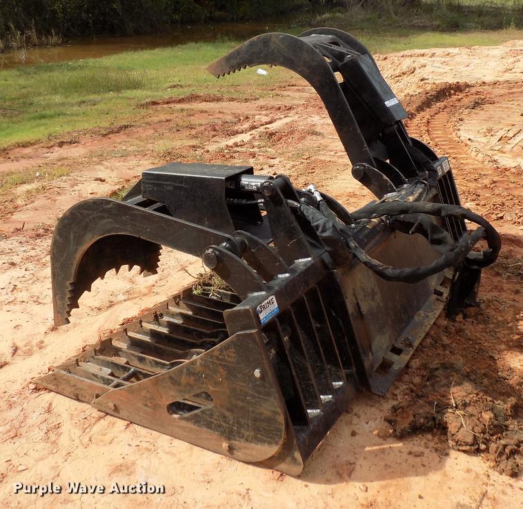 image for item FQ9054 Prime Rock & Brush skid steer grapple bucket
