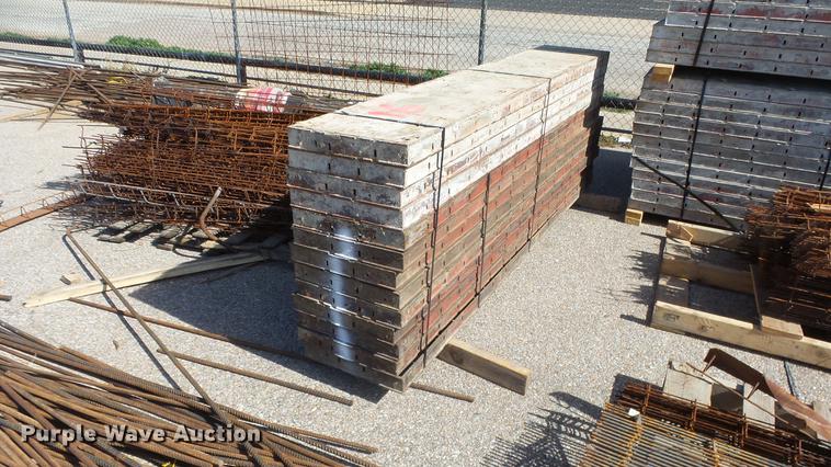 image for item FQ9436 Approximately 875 concrete forms