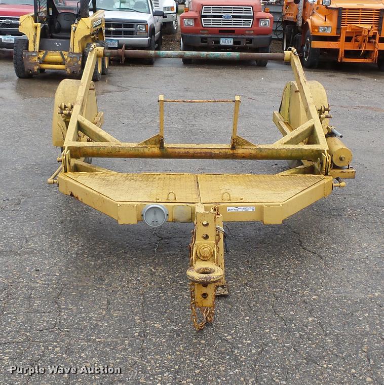 image for item FT9827 Reel trailer