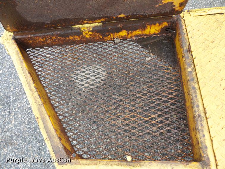 image for item FT9827 Reel trailer