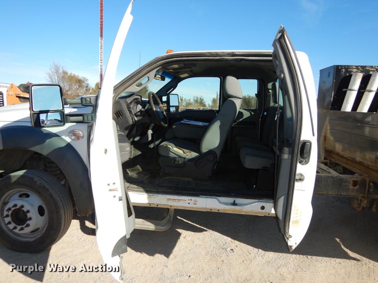 image for item K5796 2011 Ford F550 Super Duty SuperCab utility bed truck