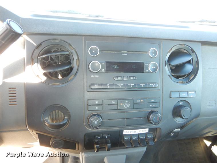 image for item K5796 2011 Ford F550 Super Duty SuperCab utility bed truck