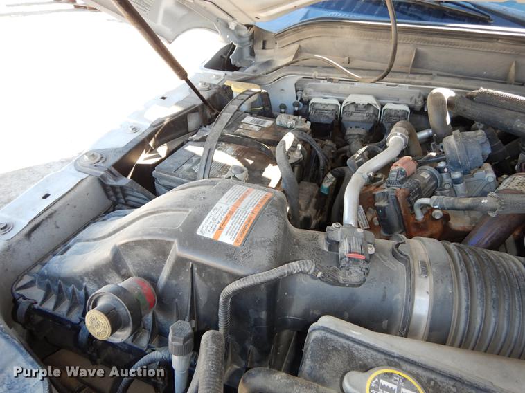 image for item K5796 2011 Ford F550 Super Duty SuperCab utility bed truck